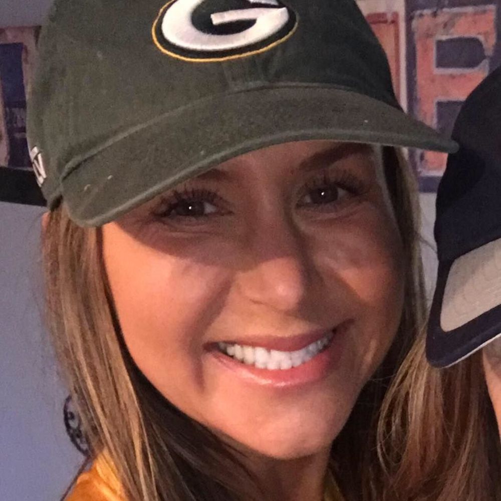 Meet your Posher, Carrie